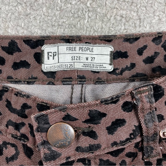 Free People Leopard Print Skinny Jeans - Picture 7 of 12